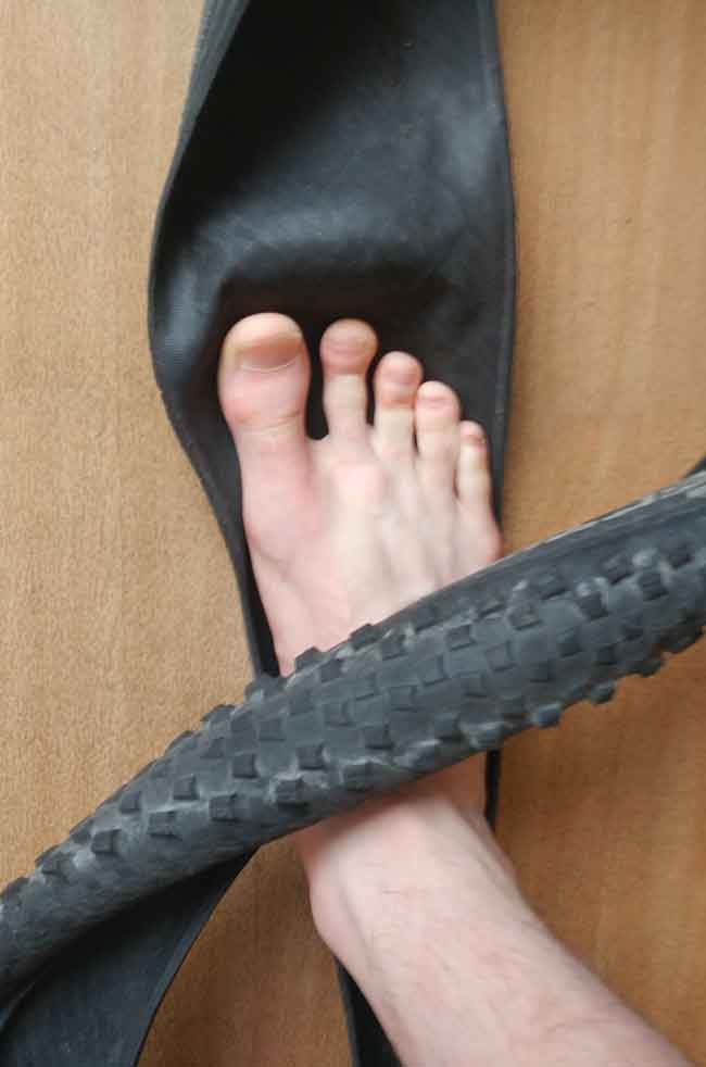 Barefoot sandals from bike tire