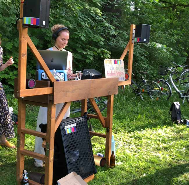 Portable battery powered DJ setup