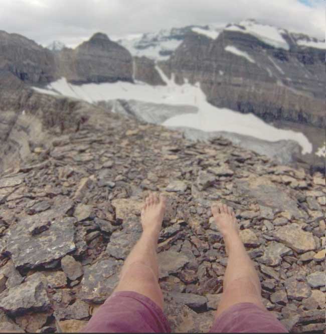 barefoot-scrambling-in-canada-rockies