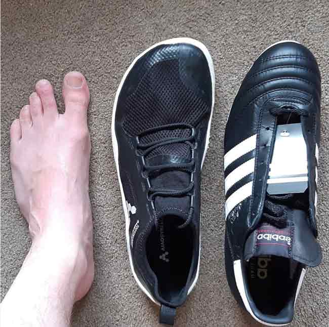 Best Indoor Soccer Shoes for Wide Feet: A Comprehensive Guide