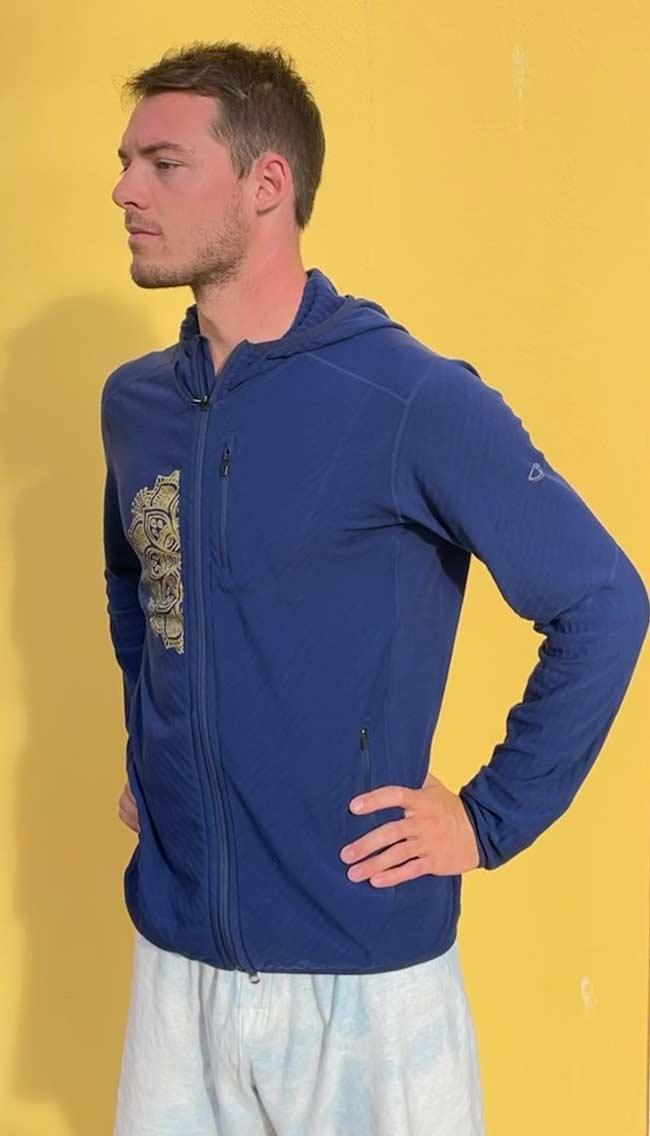 Review: The Merino 200 Realfleece™ Descender LS Zip Hoodie by icebreaker  has won the ISPO Award 2023