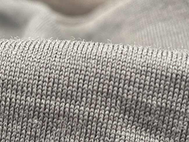 https://canadianomad.com/wp-content/uploads/2022/11/Icebreaker-merino-wool-quality.jpg