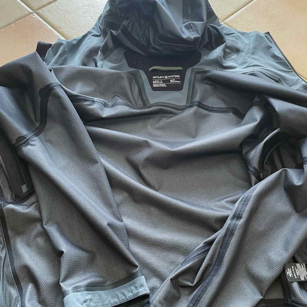 Review: Artilect Formation 3L Jacket - Watch out, Arc'Teryx!