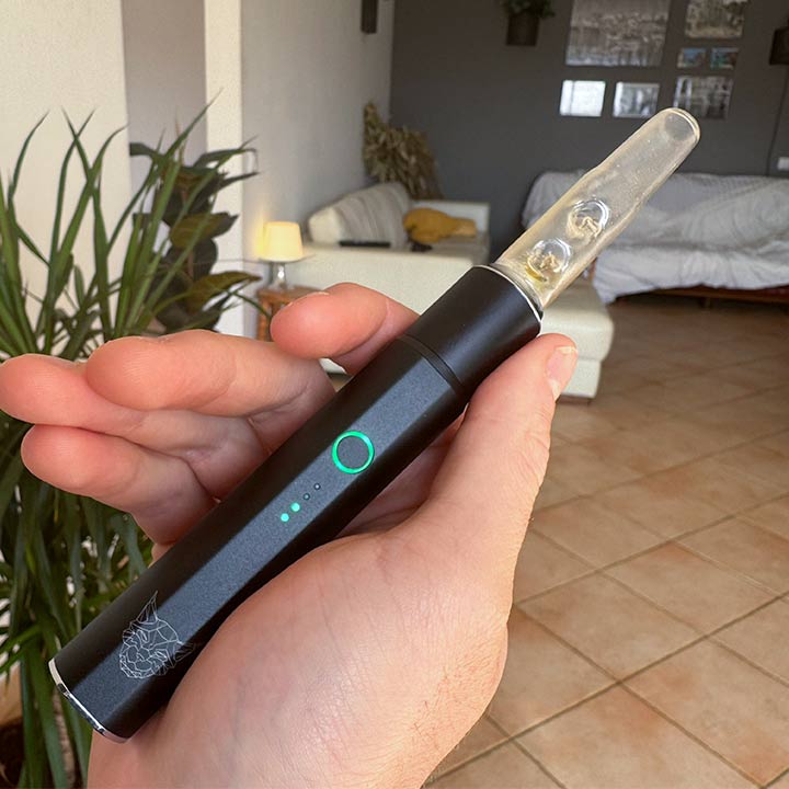 linx saber vaporizer review A1719BF8 C67D 4E1F AA98 2740A237E70F