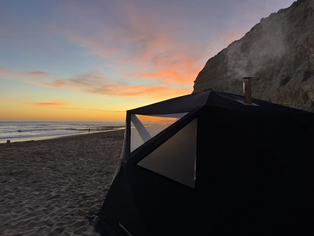 2F38A68A 151D 4A64 B2DC B7988F5EBBE4 1 105 c